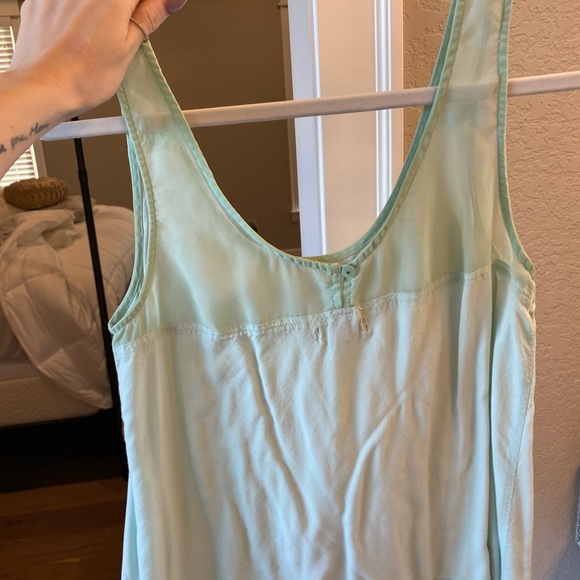 Tank top - Picture 2 of 3